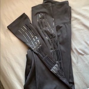 Brand new XS cropped leggings